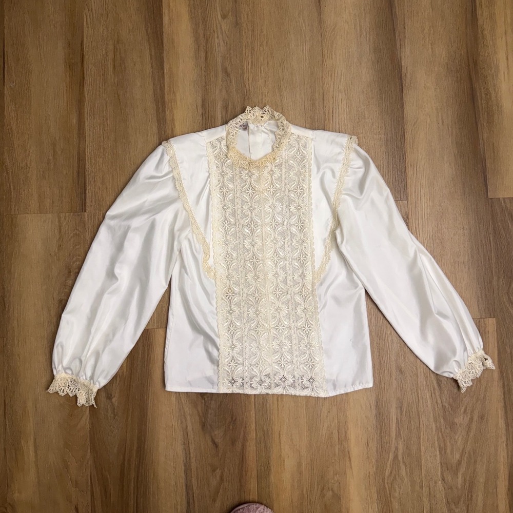 Vintage Prairie‎ Blouse Ivory Lace High Neck Button Back Satin Medium Cottage